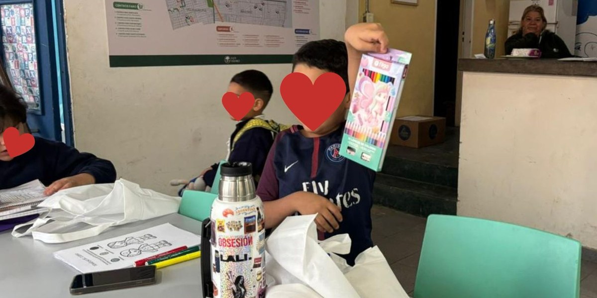 Entrega de útiles escolares